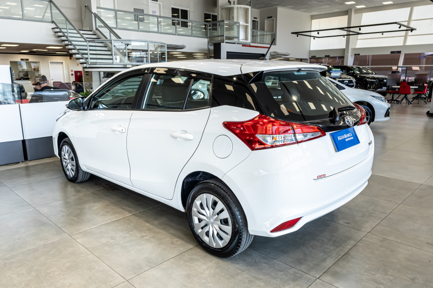 Toyota YARIS 1.5 16V FLEX XL MULTIDRIVE 7