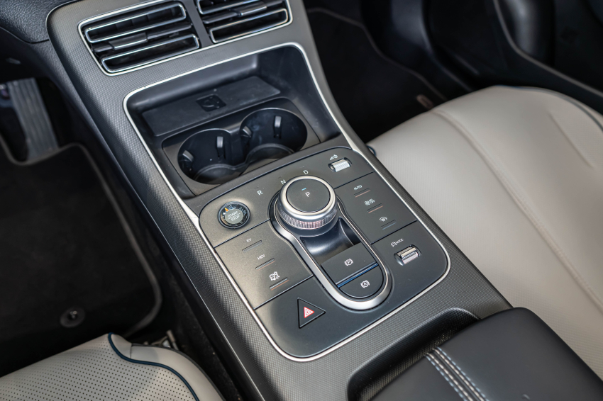 BYD KING 1.5 DM-I PHEV GS AUTOMÁTICO 17