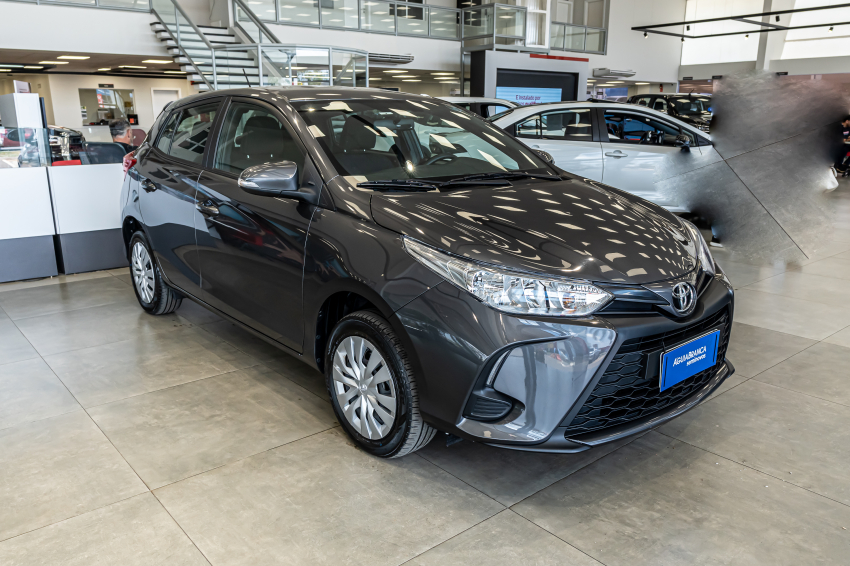 Toyota YARIS 1.5 16V FLEX XL MULTIDRIVE 5