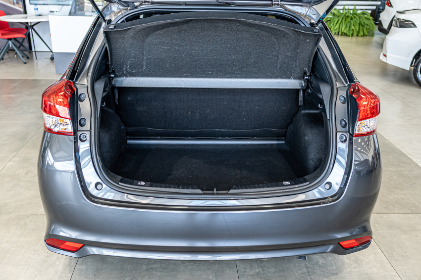 Toyota YARIS 1.5 16V FLEX XL MULTIDRIVE 11
