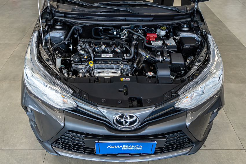 Toyota YARIS 1.5 16V FLEX XL MULTIDRIVE 6