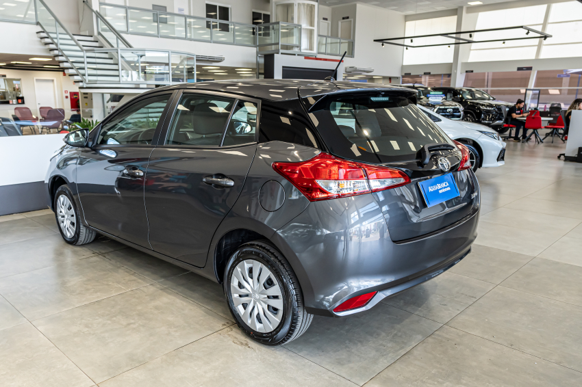 Toyota YARIS 1.5 16V FLEX XL MULTIDRIVE 7