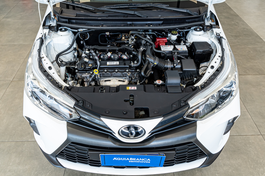 Toyota YARIS 1.5 16V FLEX SEDAN XS MULTIDRIVE 6