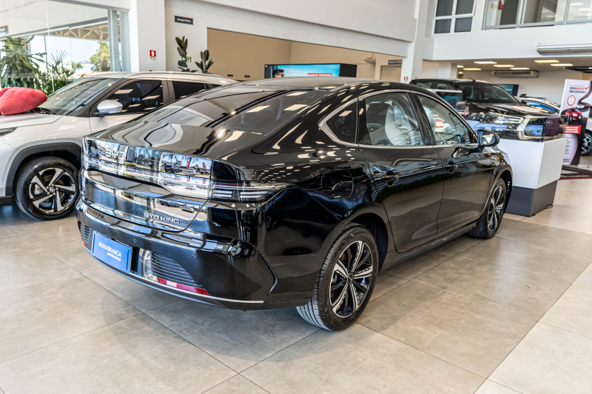 BYD KING 1.5 DM-I PHEV GS AUTOMÁTICO 10