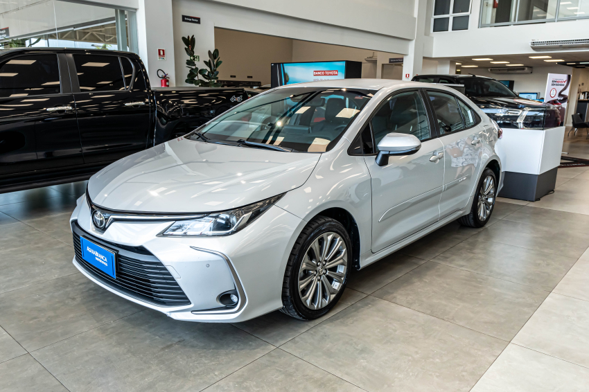 Toyota COROLLA 2.0 VVT-IE FLEX XEI DIRECT SHIFT