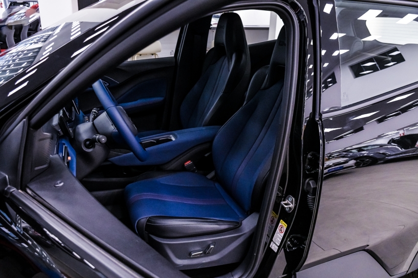 Carro BYD DOLPHIN MINI