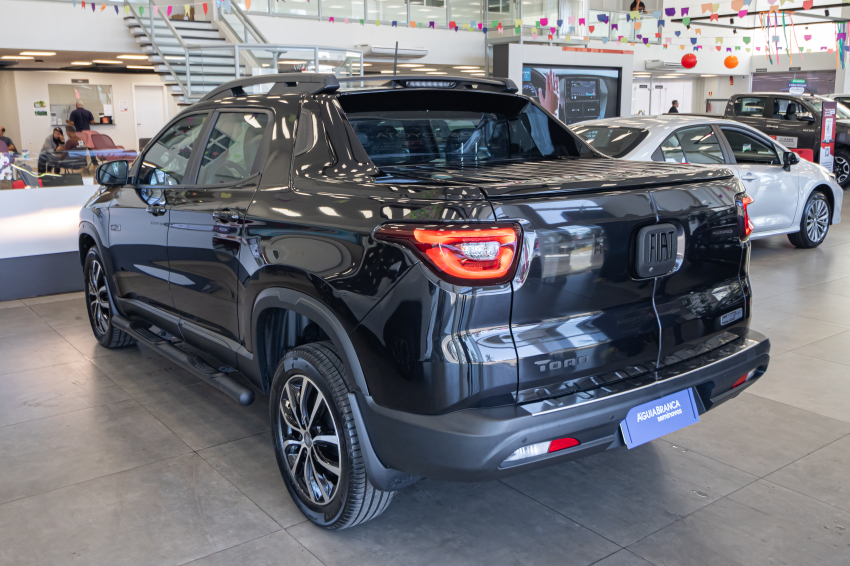 Carro Fiat TORO