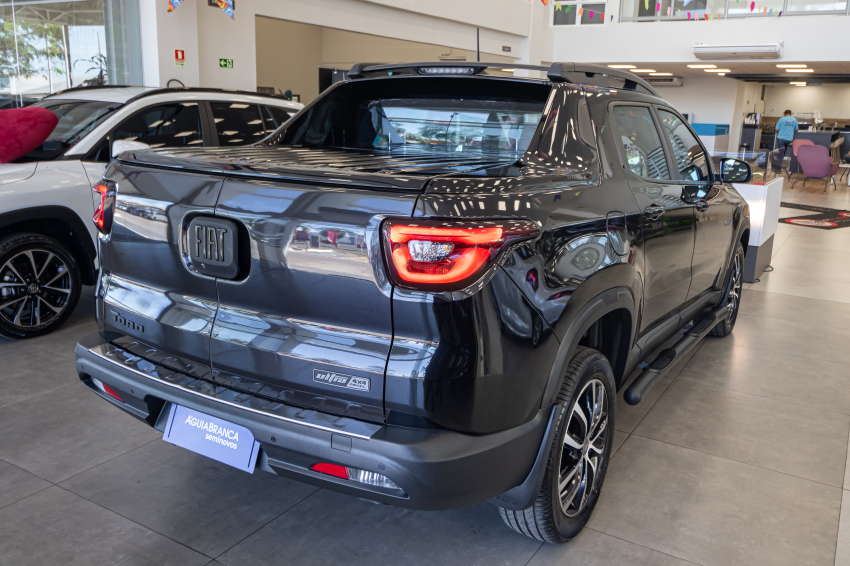 Carro Fiat TORO