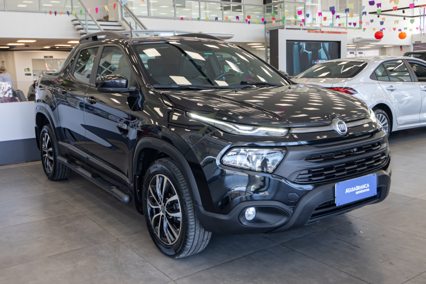 Carro Fiat TORO