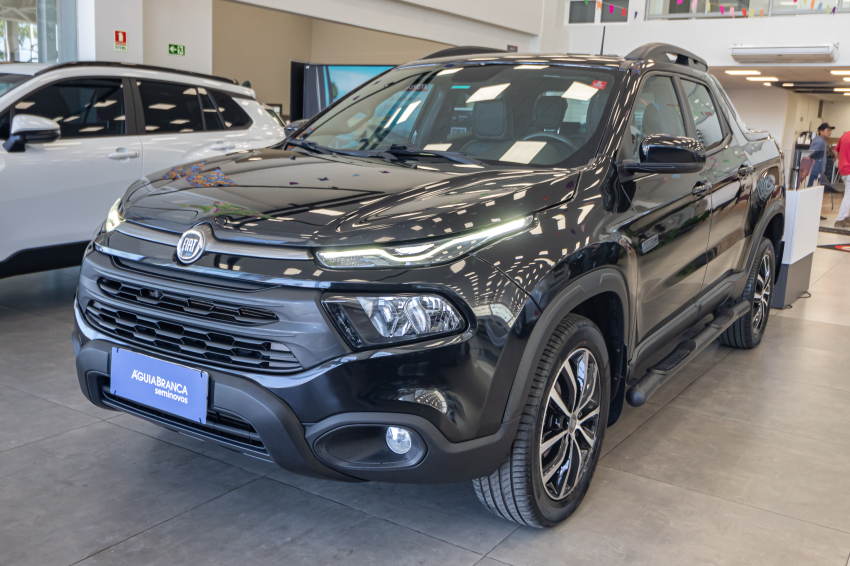 Carro Fiat TORO