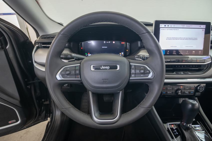 Carro JEEP COMPASS