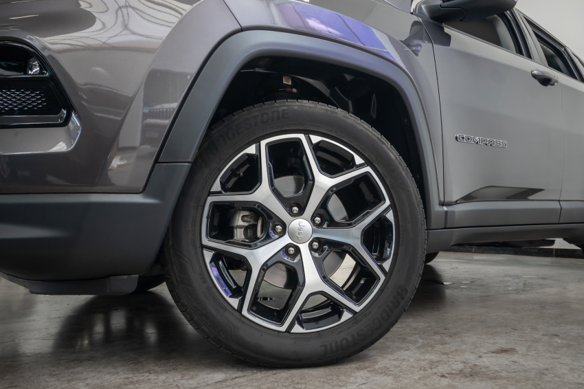 Carro JEEP COMPASS