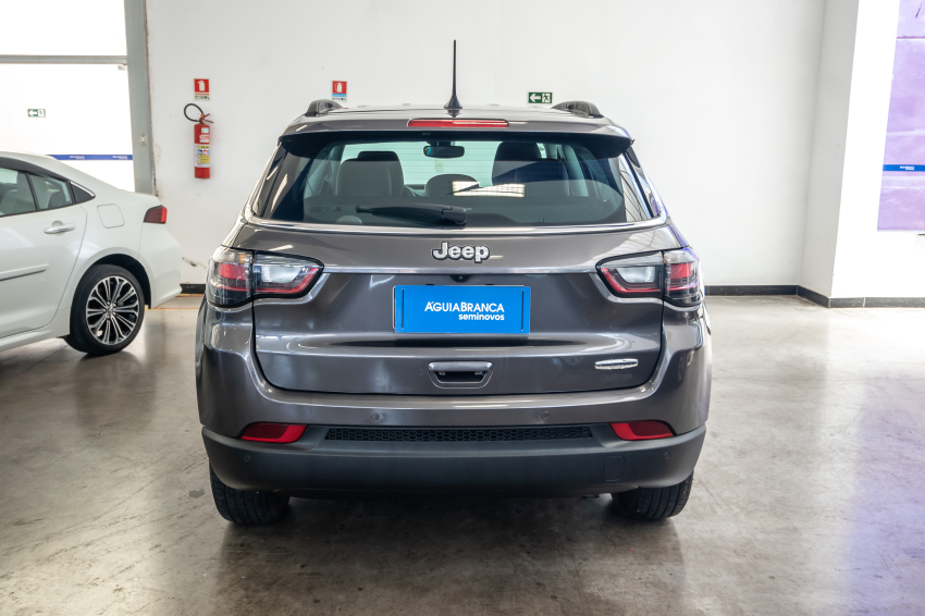 Carro JEEP COMPASS