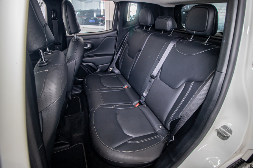 JEEP RENEGADE 1.3 T270 TURBO FLEX LONGITUDE AT6 20