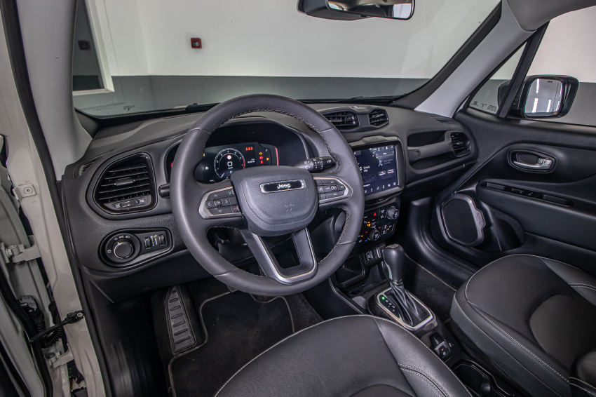 JEEP RENEGADE 1.3 T270 TURBO FLEX LONGITUDE AT6 13