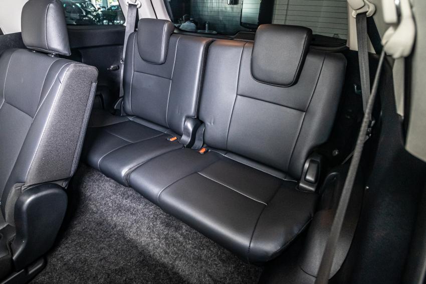 Toyota HILUX SW4 2.8 D-4D TURBO DIESEL SRX PLATINUM 4X4 AUTOMÁTICO 24