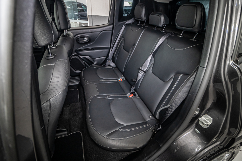 JEEP RENEGADE 1.3 T270 TURBO FLEX LONGITUDE AT6 20