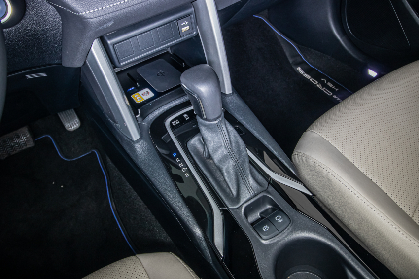 Toyota COROLLA CROSS 1.8 VVT-I HYBRID FLEX XRX CVT 18