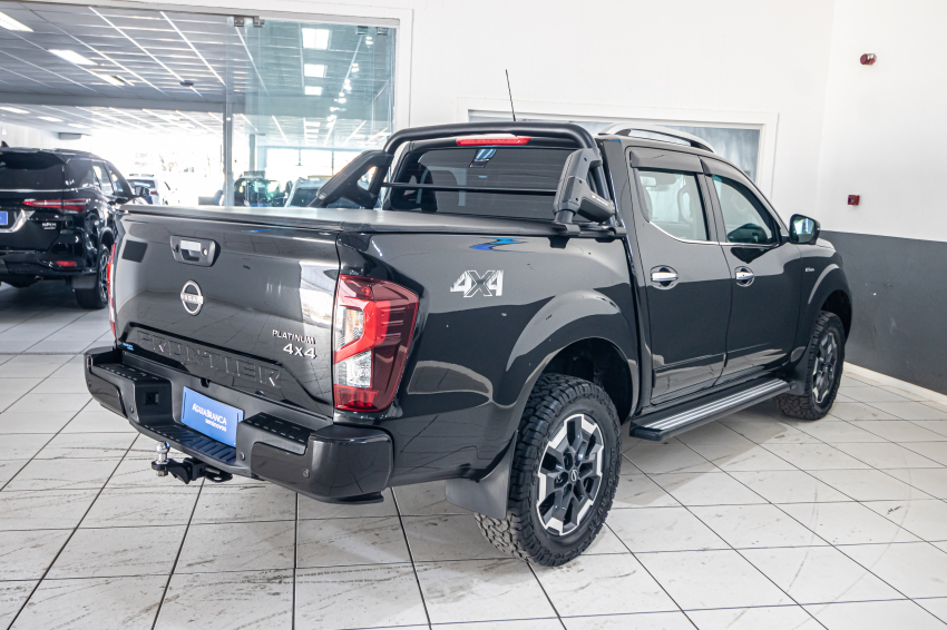 Nissan FRONTIER 2.3 16V TURBO DIESEL PLATINUM CD 4X4 AUTOMÁTICO 10
