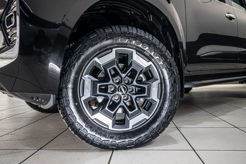 Nissan FRONTIER 2.3 16V TURBO DIESEL PLATINUM CD 4X4 AUTOMÁTICO 2