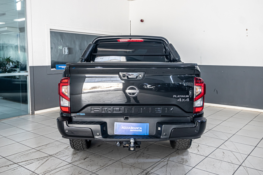 Nissan FRONTIER 2.3 16V TURBO DIESEL PLATINUM CD 4X4 AUTOMÁTICO 8