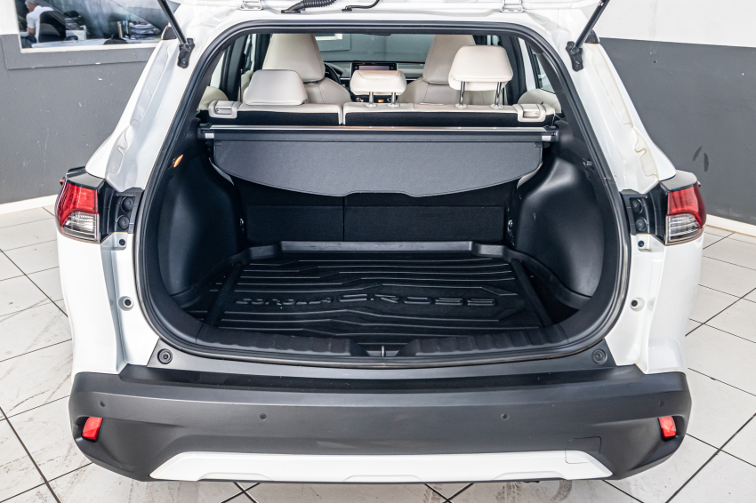 Toyota COROLLA CROSS 1.8 VVT-I HYBRID FLEX XRX CVT 11