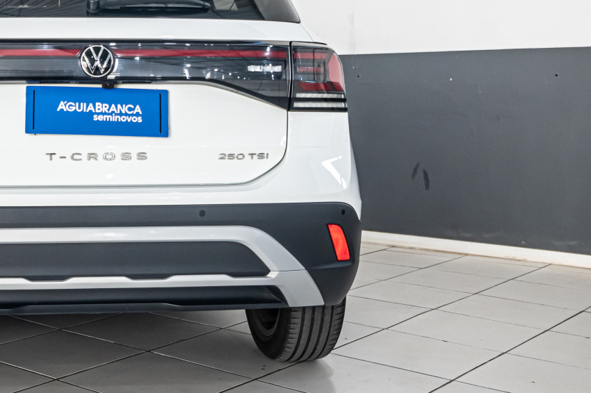 Volkswagen T-CROSS 1.4 250 TSI TOTAL FLEX HIGHLINE AUTOMÁTICO 9