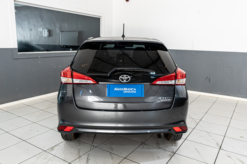 Toyota YARIS 1.5 16V FLEX XS MULTIDRIVE 7