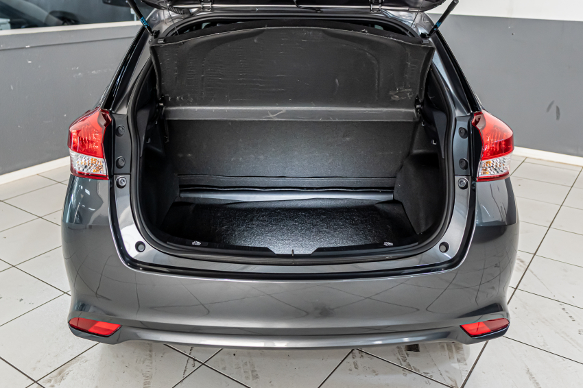 Toyota YARIS 1.5 16V FLEX XS MULTIDRIVE 10