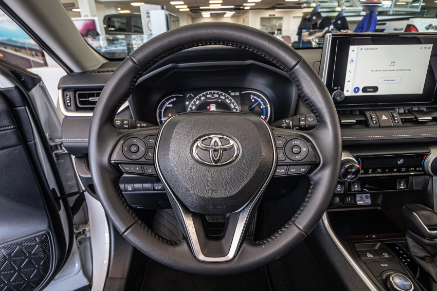 Toyota RAV4 2.5 VVT-IE HYBRID SX CONNECT AWD CVT 15