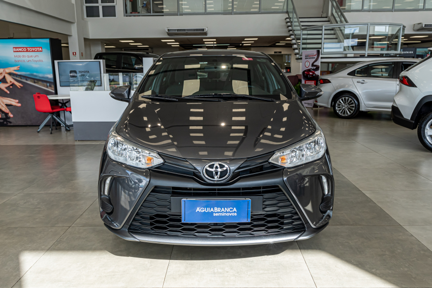 Toyota YARIS 1.5 16V FLEX XL MULTIDRIVE 3