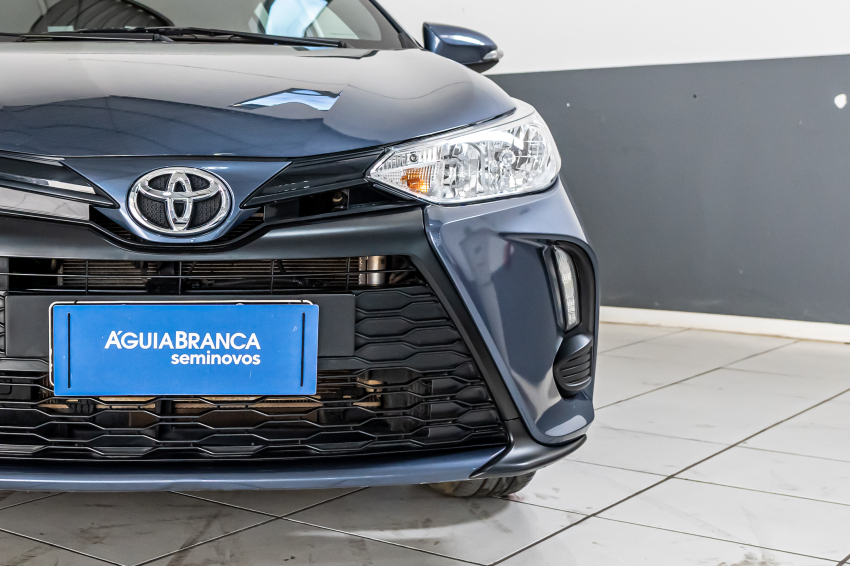 Toyota YARIS 1.5 16V FLEX XL MULTIDRIVE 4