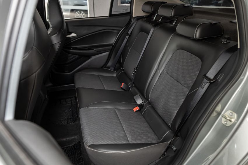 Chevrolet ONIX 1.0 TURBO FLEX PLUS LTZ AUTOMÁTICO 21