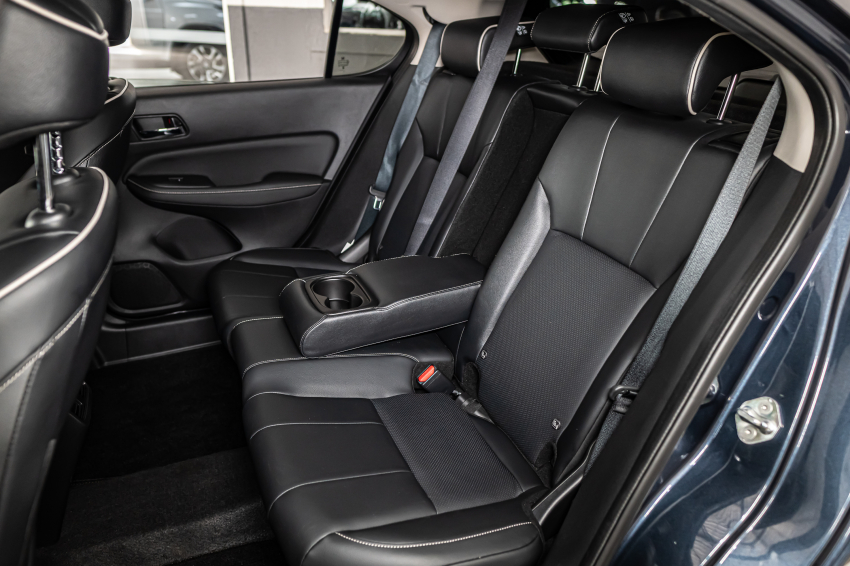 Honda CITY 1.5 i-VTEC FLEX HATCH TOURING CVT 21