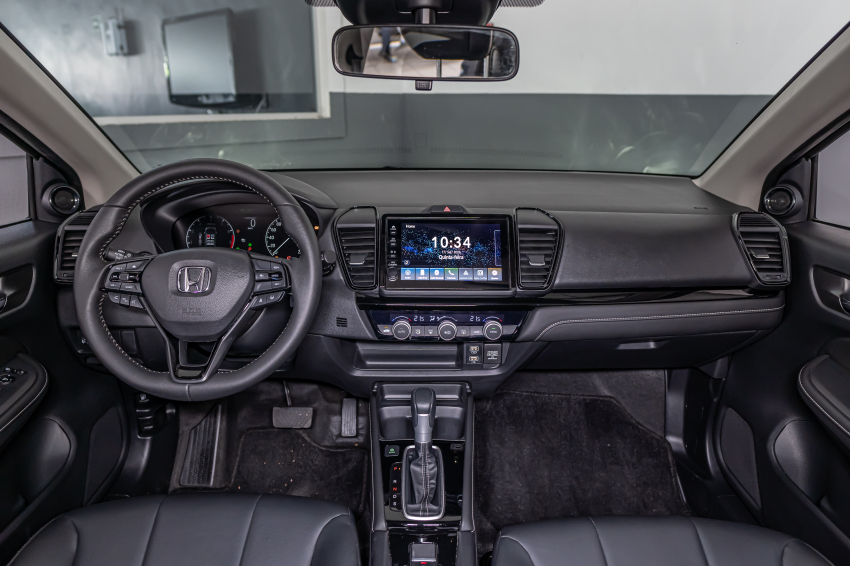 Honda CITY 1.5 i-VTEC FLEX HATCH TOURING CVT 13