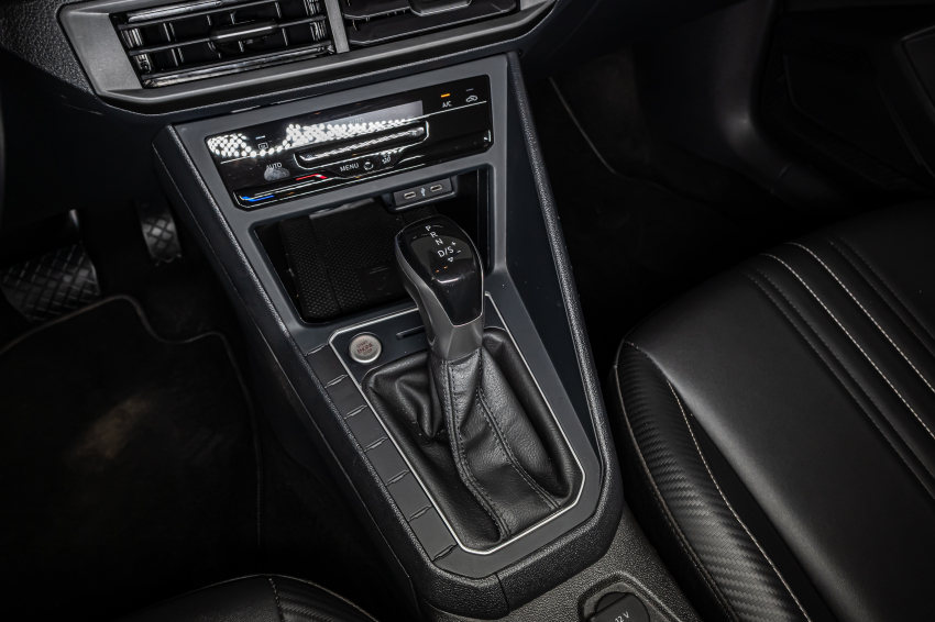 Volkswagen NIVUS 1.0 200 TSI TOTAL FLEX HIGHLINE AUTOMÁTICO 17