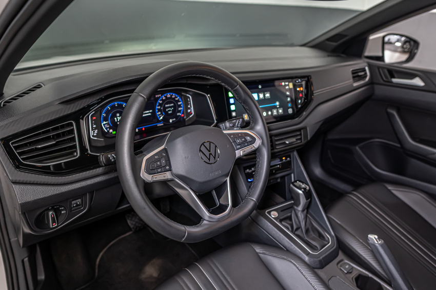 Volkswagen NIVUS 1.0 200 TSI TOTAL FLEX HIGHLINE AUTOMÁTICO 13
