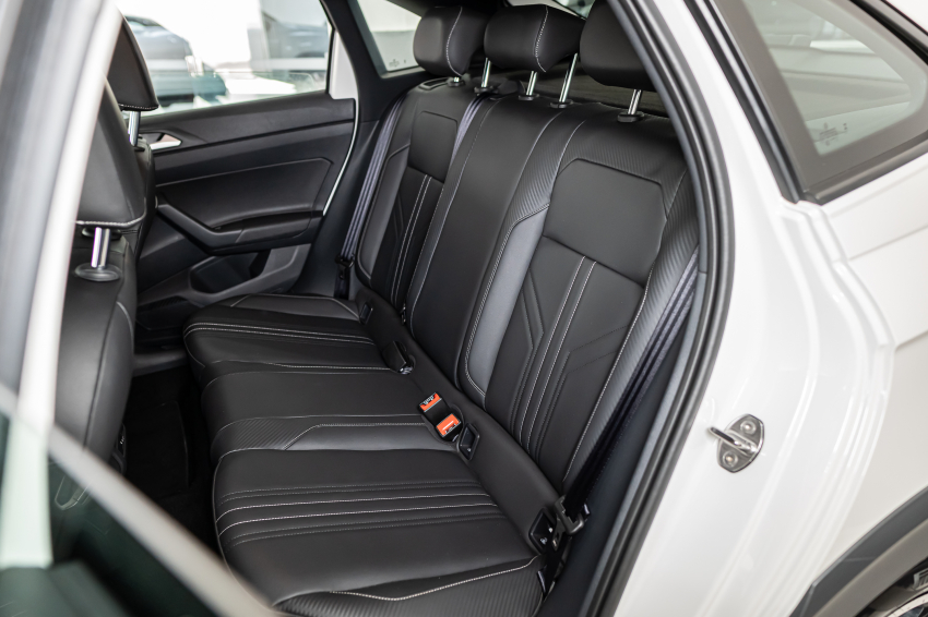Volkswagen NIVUS 1.0 200 TSI TOTAL FLEX HIGHLINE AUTOMÁTICO 21