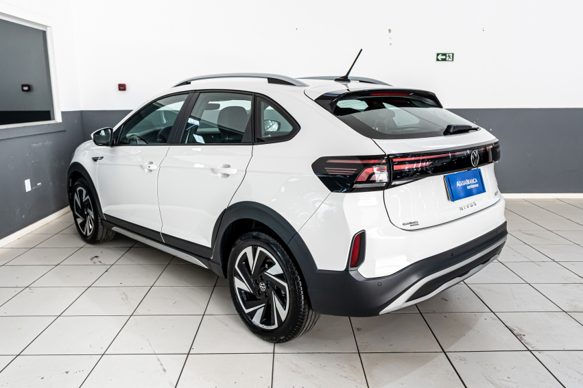 Volkswagen NIVUS 1.0 200 TSI TOTAL FLEX HIGHLINE AUTOMÁTICO 7