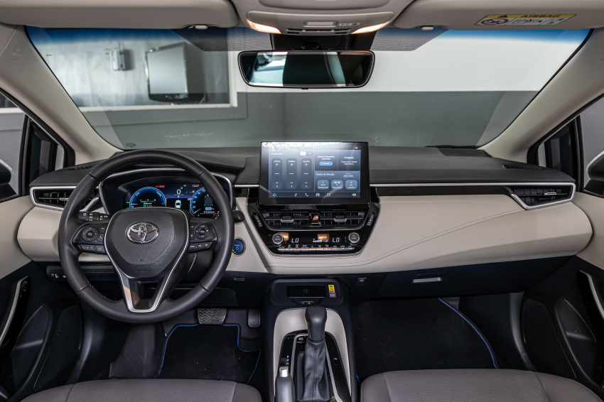 Toyota COROLLA 2.0 VVT-IE FLEX ALTIS PREMIUM DIRECT SHIFT 13