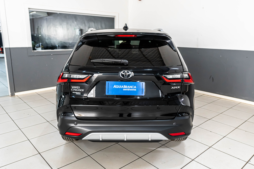 Toyota YARIS CROSS 1.5 VVT-I FLEX XRX CVT 8