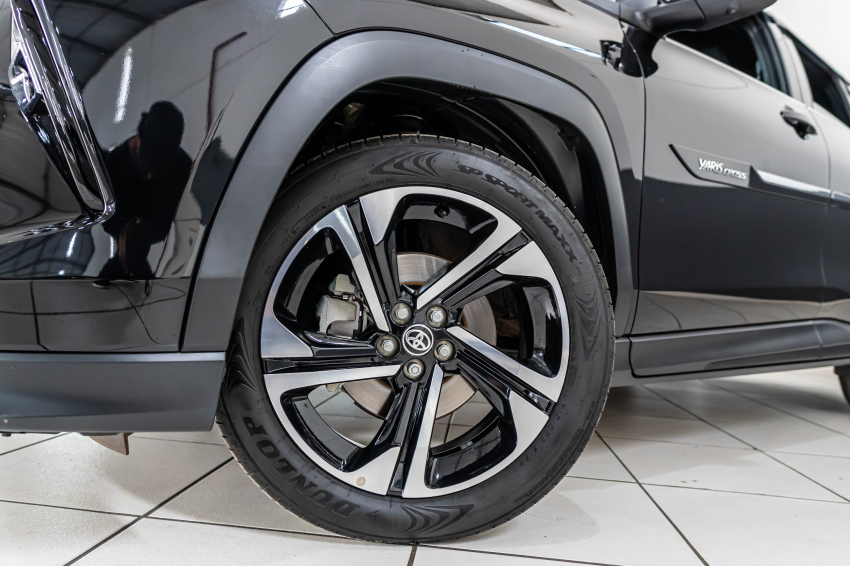 Toyota YARIS CROSS 1.5 VVT-I FLEX XRX CVT 2