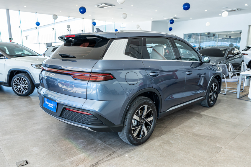 BYD SONG PRO 1.5 DM-I HÍBRIDO GS AUTOMÁTICO 10
