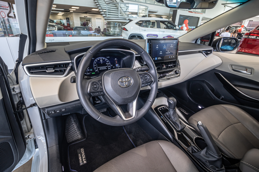Toyota COROLLA 1.8 VVT-I HYBRID FLEX ALTIS PREMIUM CVT 13
