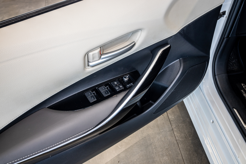 Toyota COROLLA 1.8 VVT-I HYBRID FLEX ALTIS PREMIUM CVT 19