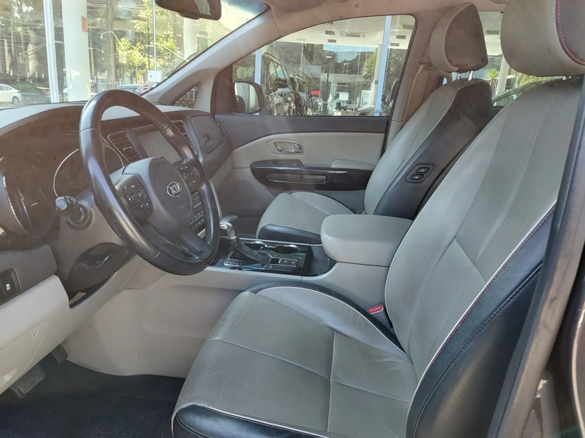 kia carnival 3.3 ex v6 24v gasolina