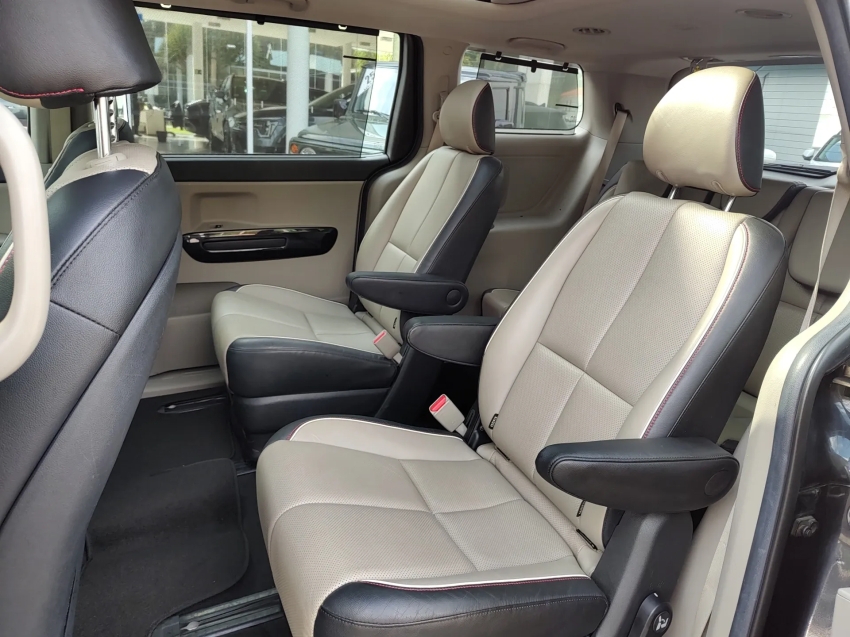 kia carnival 3.3 ex v6 24v gasolina
