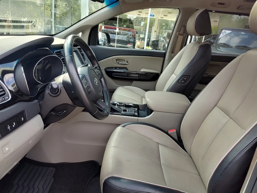 kia carnival 3.3 ex v6 24v gasolina