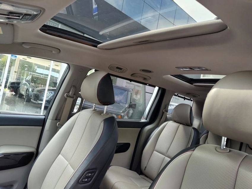 kia carnival 3.3 ex v6 24v gasolina
