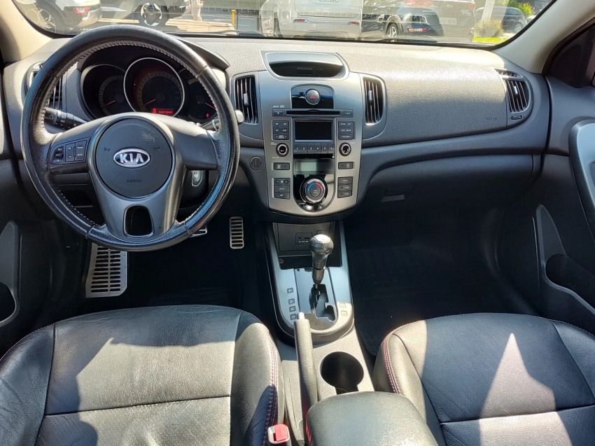 kia cerato 1.6 e.273 sedan 16v gasolina automatico